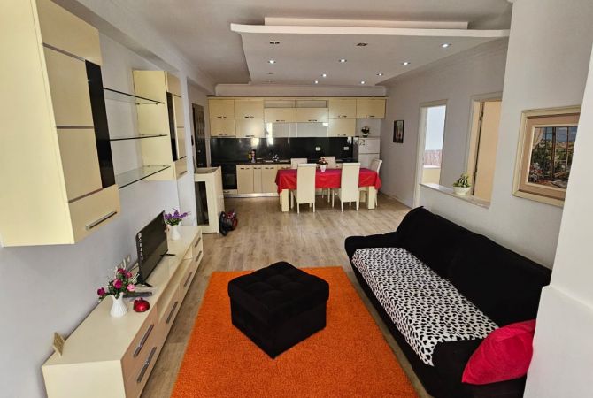 Shtepi ne shitje 2+1 ne Tirane - 120,000 Euro