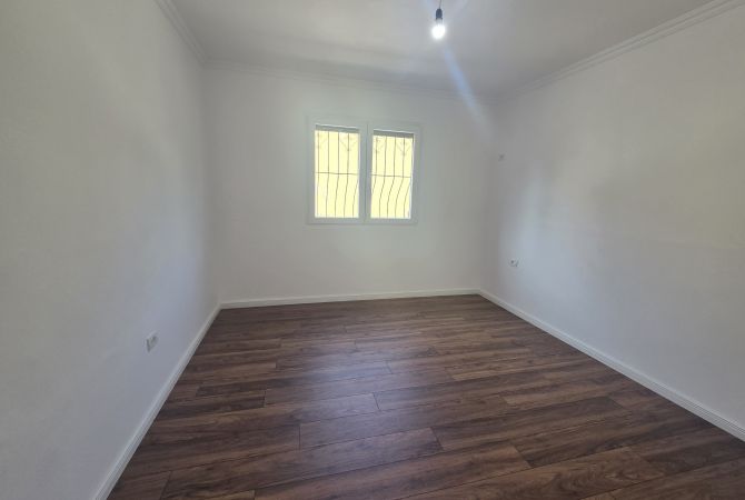 Shtepi ne shitje 1+1 ne Tirane - 122,000 Euro