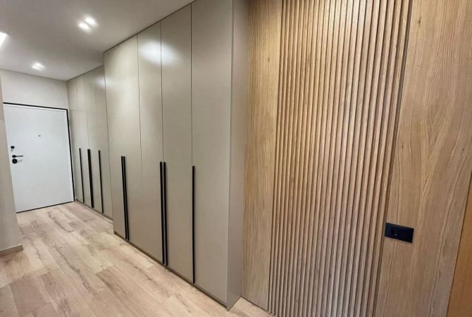 Shtepi me qera Apartament ne Tirane, 2+1, Mobilimi E mobiluar, Pagesa 1,000  Euro.