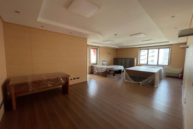Ambient biznesi me qera 3+1 ne Tirane - 3,500 Euro