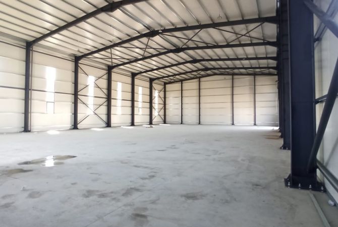 Ambient biznesi me qera 4+1 ne Tirane - 5,000 Euro