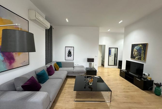 Shtepi me qera 2+1 ne Tirane - 800 Euro