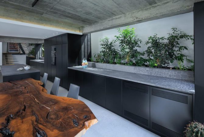 Shtepi ne shitje Vila Luksoze ne Tirane, 4+1, Mobilimi E mobiluar, Pagesa 1,200,000  Euro.