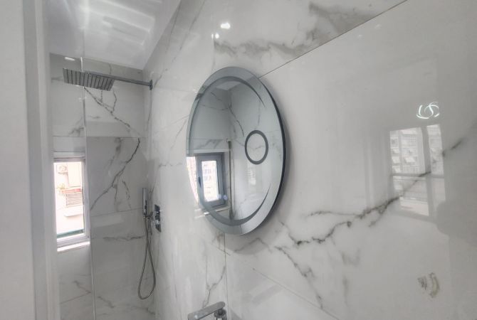 Shtepi ne shitje Apartament ne Tirane, 2+1, Mobilimi Bosh, pa mobiluar, Pagesa 235,000  Euro.