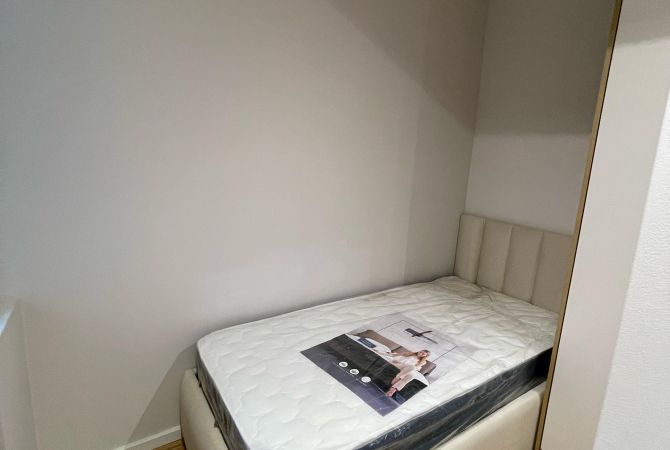Shtepi ne shitje Apartament ne Tirane, 2+1, Mobilimi E mobiluar, Pagesa 200,000  Euro.