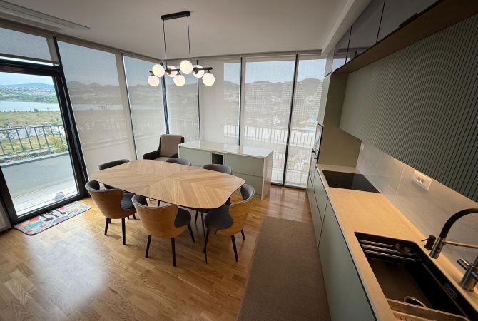 Shtepi ne shitje 4+1 ne Tirane - 700,000 Euro
