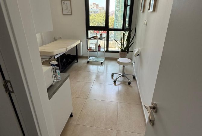 📣Jepet Zyre me Qira te Kompleksi Square 21, Rr:Kavajes🔑