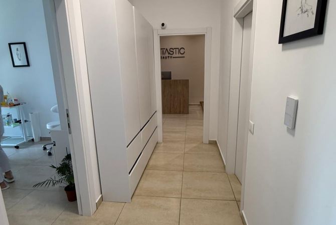 📣Jepet Zyre me Qira te Kompleksi Square 21, Rr:Kavajes🔑