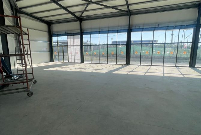 Ambient biznesi me qera 4+1 ne Tirane - 2,400 Euro