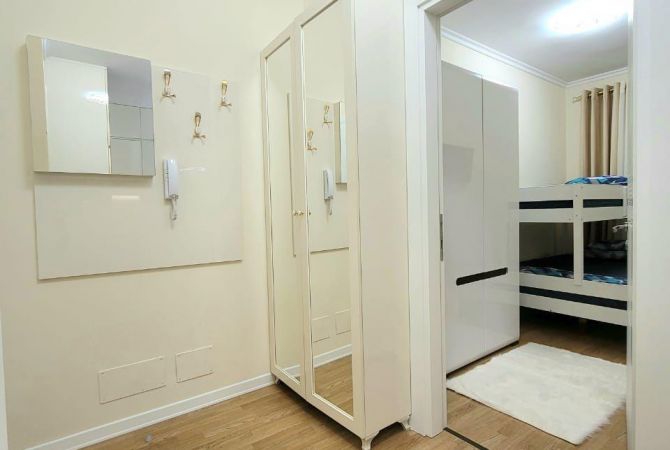 Shtepi me qera Apartament ne Tirane, 2+1, Mobilimi E mobiluar, Pagesa 1,200  Euro.
