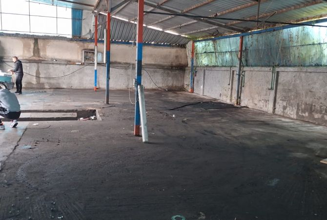 Ambient biznesi me qera 4+1 ne Tirane - 1,300 Euro