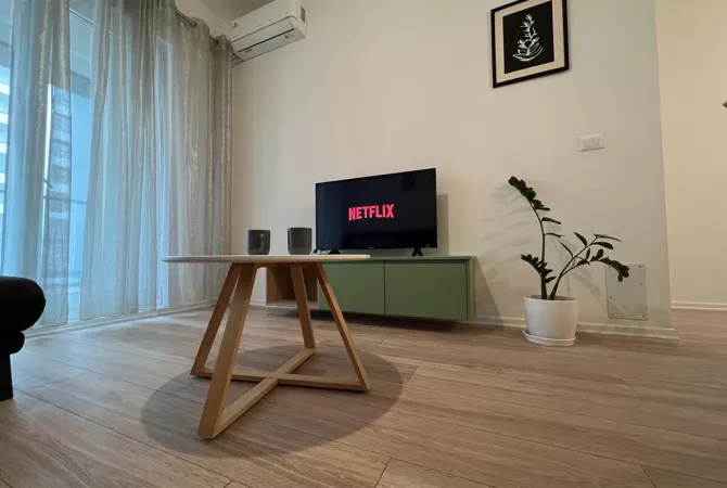 Shtepi me qera Apartament ne Tirane, 1+1, Mobilimi E mobiluar, Pagesa 630  Euro.