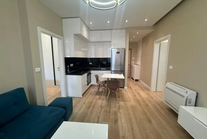 Shtepi me qera 2+1 ne Tirane - 700 Euro