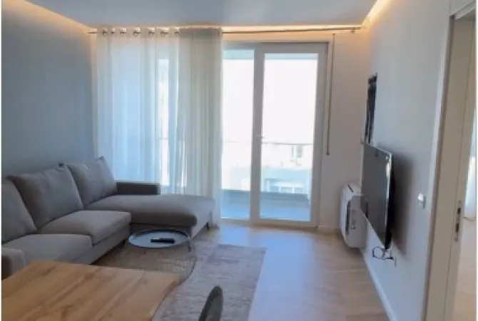 Shtepi ne shitje 1+1 ne Tirane - 175,000 Euro