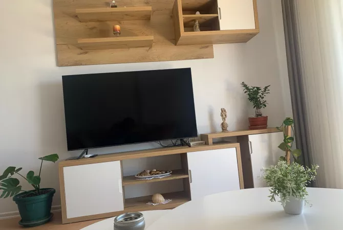 Shtepi me qera Apartament ne Tirane, 2+1, Mobilimi E mobiluar, Pagesa 600  Euro.