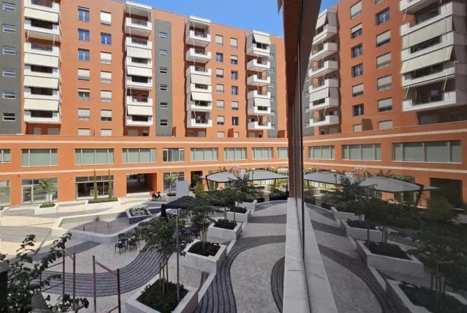 Ambient biznesi me qera 3+1 ne Tirane - 19,200 Euro