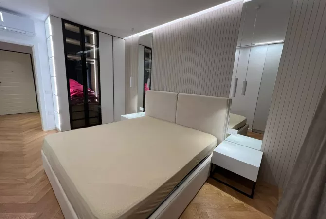 Shtepi me qera Apartament ne Tirane, 1+1, Mobilimi E mobiluar, Pagesa 900  Euro.