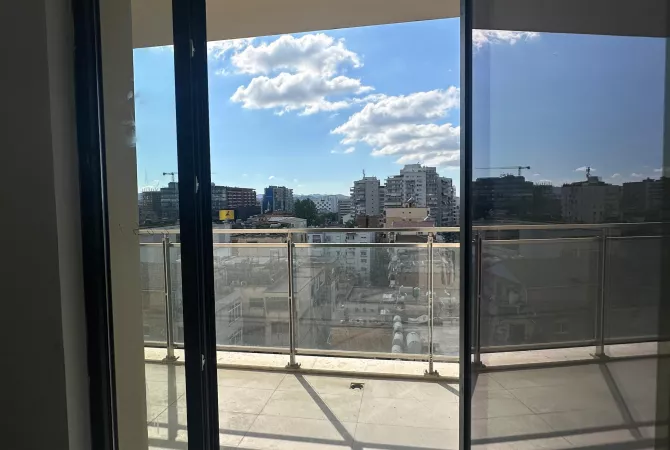 Shtepi ne shitje Apartament ne Tirane, 1+1, Mobilimi Bosh, pa mobiluar, Pagesa 165,000  Euro.