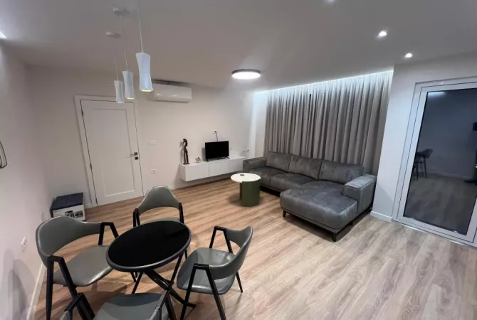 Casa in affitto 2+1 a Tirana - 1,000 Euro