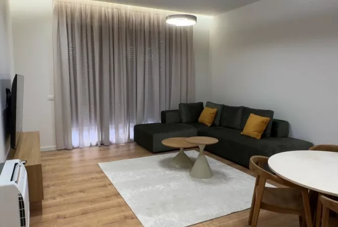 Shtepi me qera 1+1 ne Tirane - 900 Euro