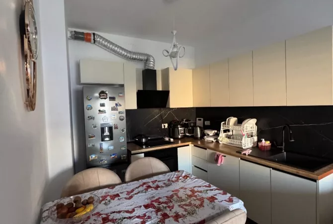 Shtepi ne shitje 2+1 ne Tirane - 160,000 Euro