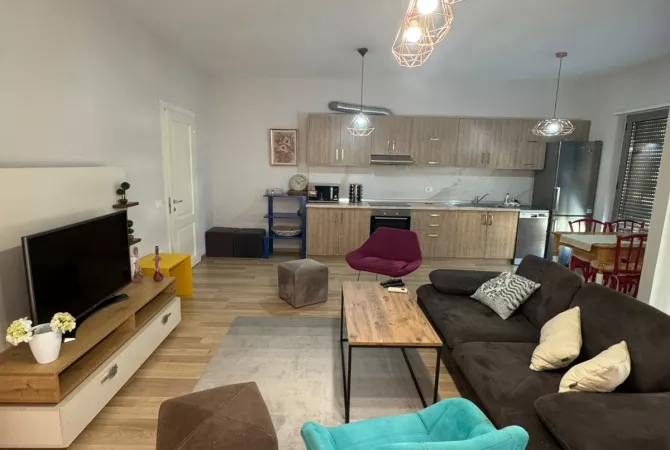 Casa in affitto 2+1 a Tirana - 1,000 Euro