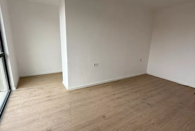 📅Jepet Ambient Zyre me Qira te Golden Tower, Rruga Mine Peza!