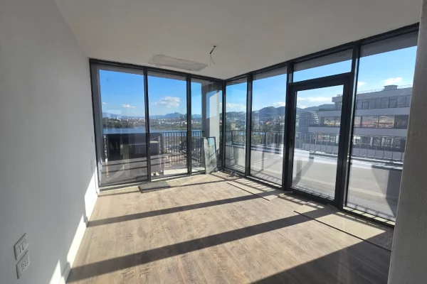 Shtepi ne shitje 3+1 ne Tirane - 675,000 Euro