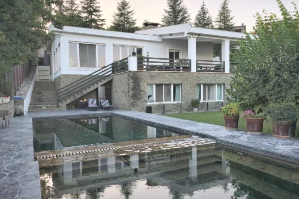 Shtepi me qera 5+1 ne Tirane - 8,500 Euro