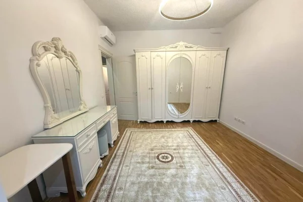 Penthouse (panoramic top floor) for rent in Tirana 3+1, Furnished