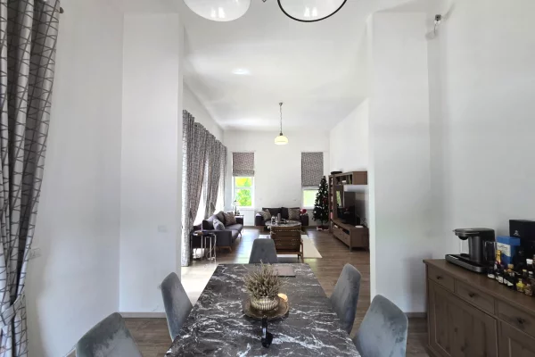 Shtepi ne shitje 5+1 ne Tirane - 1,600,000 Euro