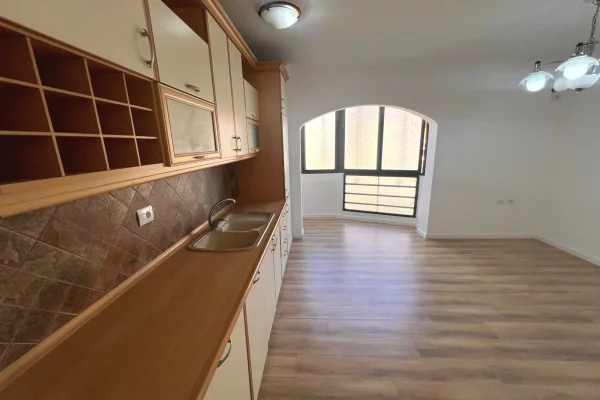Shtepi ne shitje 2+1 ne Tirane - 165,000 Euro