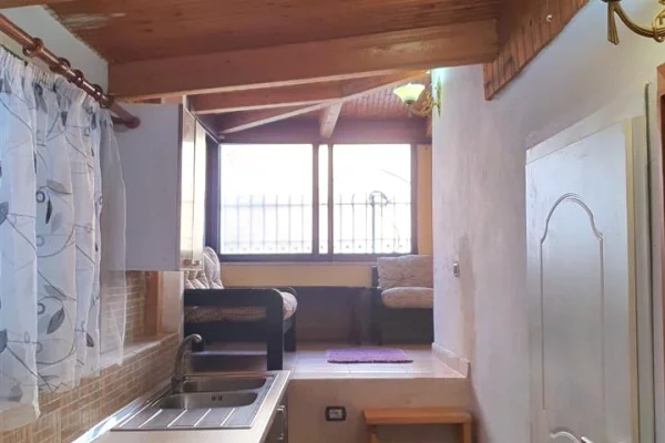 Shtepi ne shitje 2+1 ne Tirane - 140,000 Euro