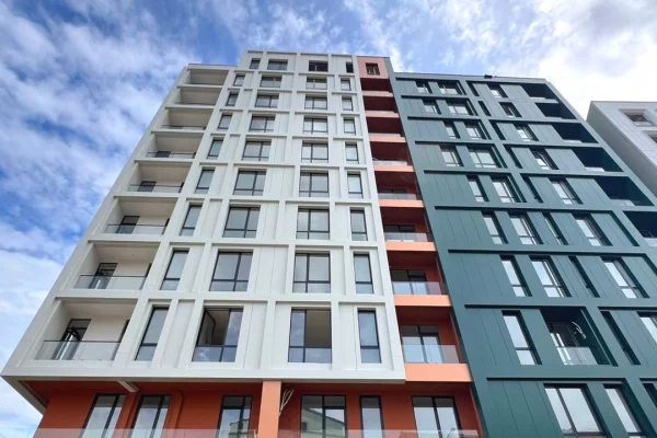 Business Property for Rent 3+1 in Tirana - 800 Euro