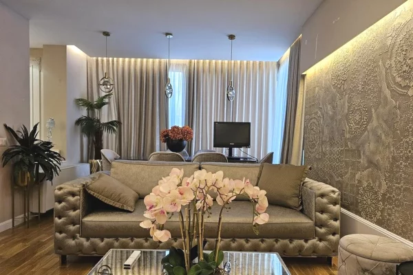 Shtepi ne shitje 3+1 ne Tirane - 390,000 Euro