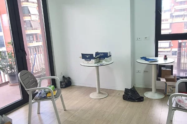 Business Property for Rent 3+1 in Tirana - 850 Euro