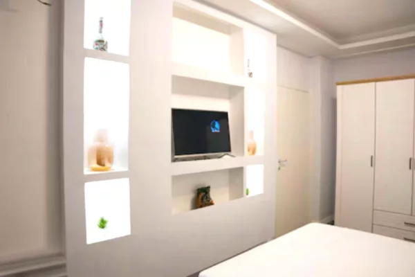 Shtepi me qera Apartament ne Tirane, 2+1, Mobilimi E mobiluar, Pagesa 850  Euro.