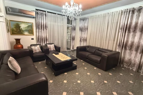 House for Rent 3+1 in Tirana - 700 Euro