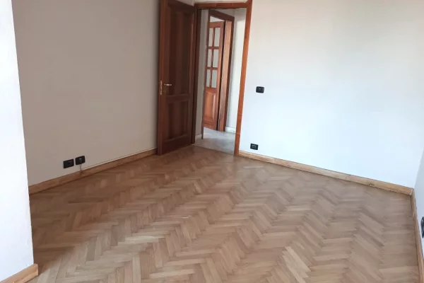 🏢Jepet Zyre me Qira ne Qender, Tirane!📐145 m2