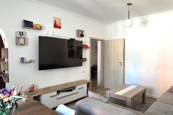 Shtepi ne shitje 1+1 ne Tirane - 155,000 Euro