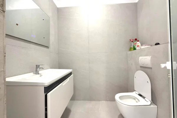 Ambient biznesi ne shitje 1+1 ne Tirane - 1,164,000 Euro