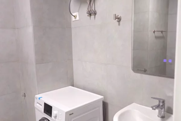 Shtepi me qera Apartament ne Tirane, 2+1, Mobilimi E mobiluar, Pagesa 1,200  Euro.