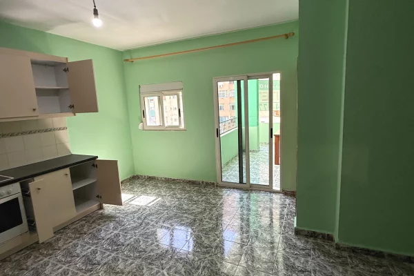 Shtepi ne shitje 3+1 ne Tirane - 248,000 Euro