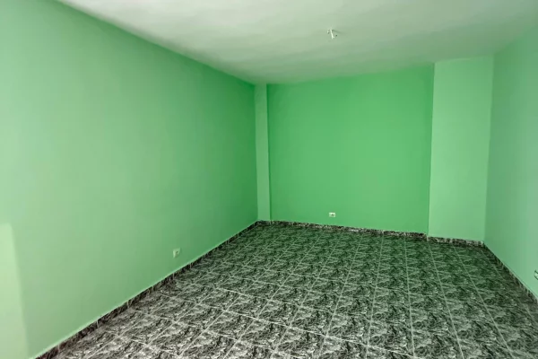 Shtepi ne shitje Apartament ne Tirane, 3+1, Mobilimi Bosh, pa mobiluar, Pagesa 248,000  Euro.
