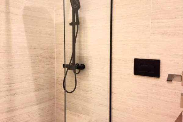 Shtepi ne shitje Apartament ne Sarande, 3+1, Mobilimi E mobiluar, Pagesa 313,900  Euro.