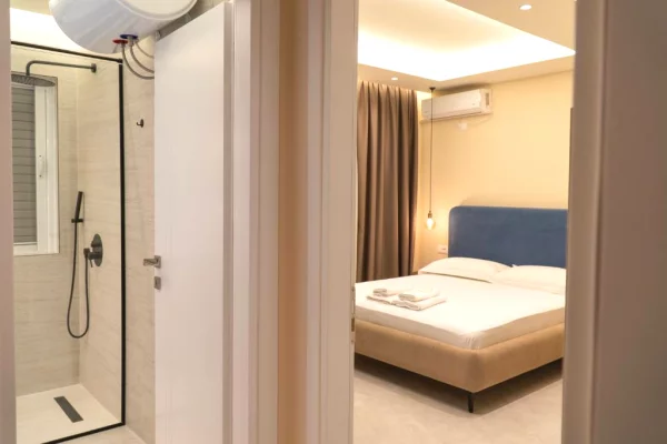 Shtepi ne shitje Apartament ne Sarande, 3+1, Mobilimi E mobiluar, Pagesa 313,900  Euro.