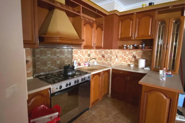 Shtepi ne shitje 2+1 ne Tirane - 115,000 Euro