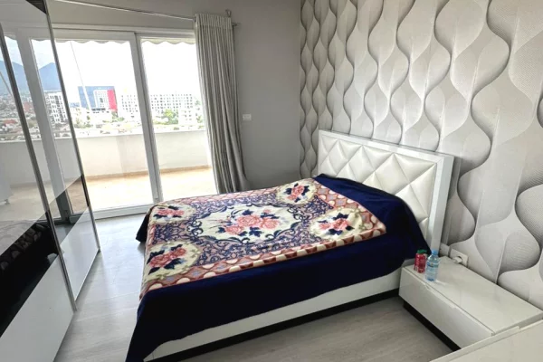 Shtepi ne shitje Apartament ne Tirane, 2+1, Mobilimi E mobiluar, Pagesa 146,000  Euro.