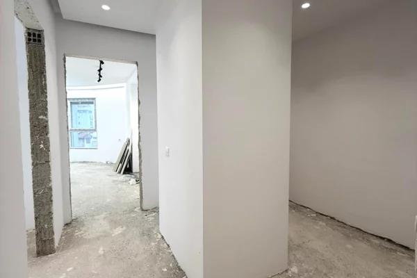 Apartment for sale in Tirana 2+1, Emty