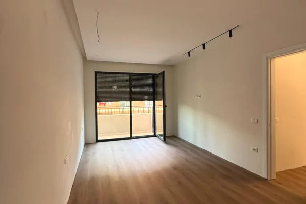 Shtepi ne shitje 2+1 ne Tirane - 330,000 Euro